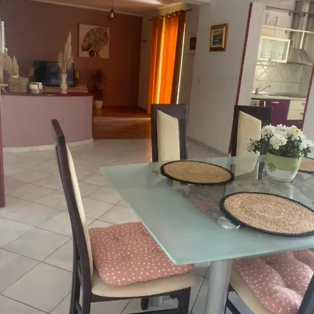 Cherti Апартаменты *