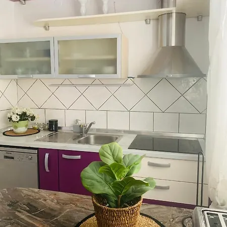 Cherti Apartment *